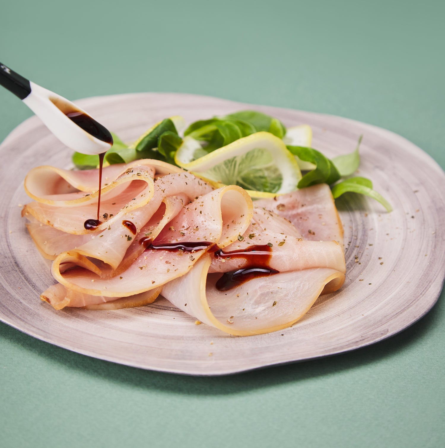 Carpaccio di Pesce Bianco con Balsamico Invecchiato 18 Anni