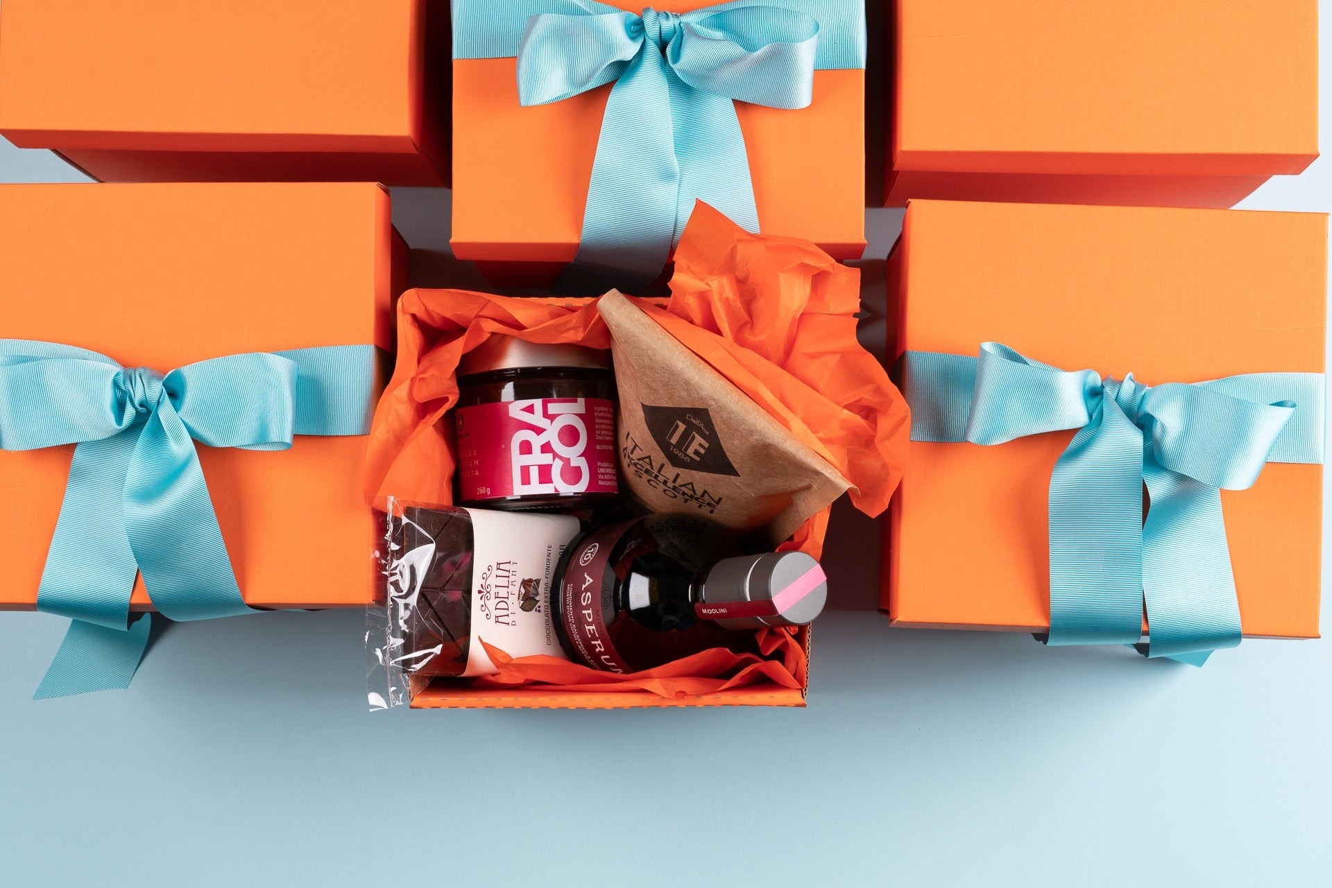 Aperture straordinarie dello shop Midolini per il Natale: confezioni regalo e panettone al balsamico